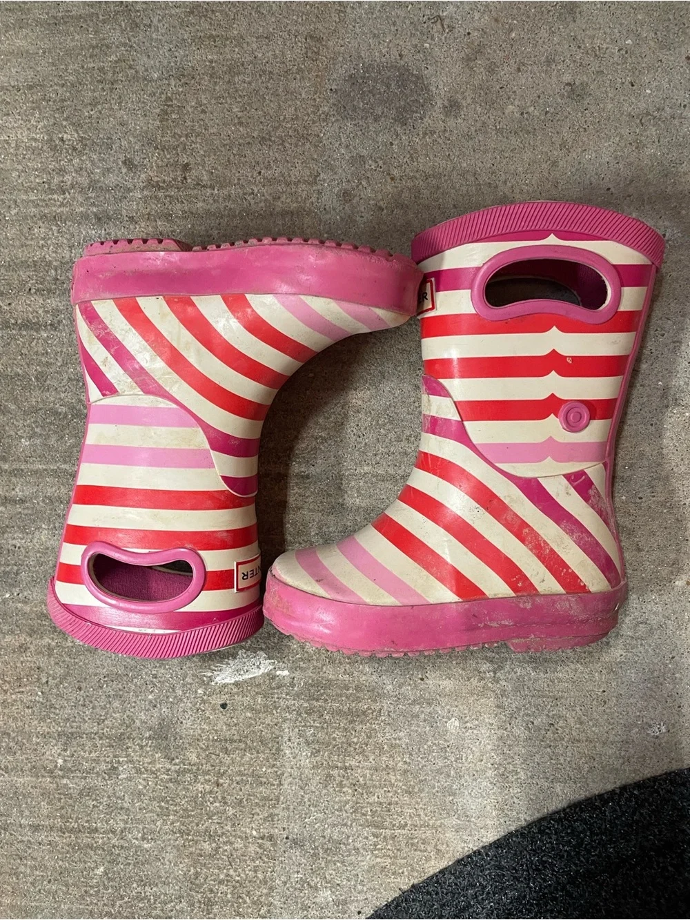 Hunter girls 6 Kids Striped Pink and Red Rain Boots